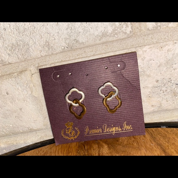 Premier Designs, Inc Earrings - Picture 4 of 4